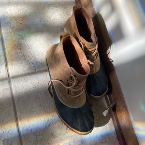 Sorel Out n About boots